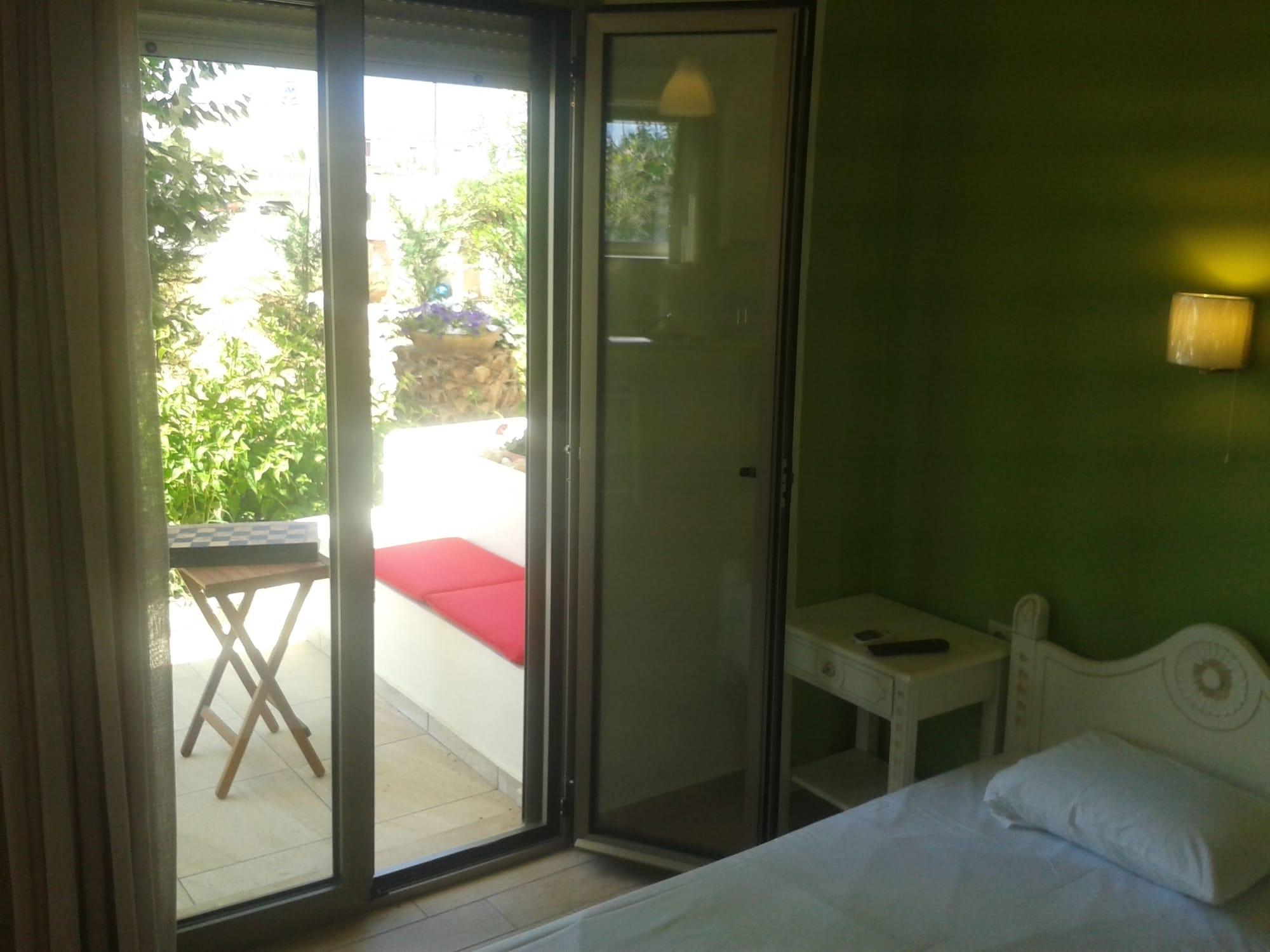 Almyra Apartments & Suites สฟากากิ ภายนอก รูปภาพ
