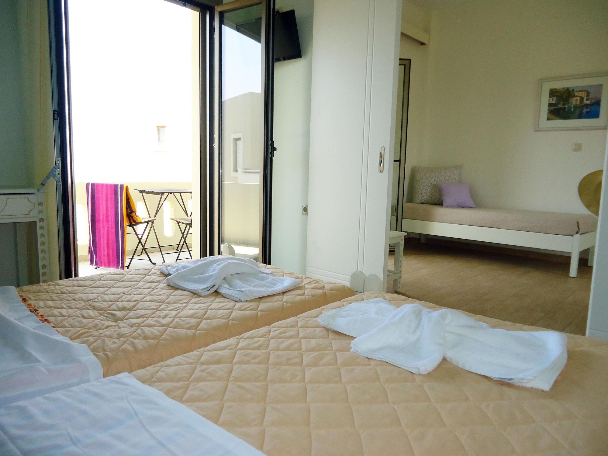 Almyra Apartments & Suites สฟากากิ ภายนอก รูปภาพ