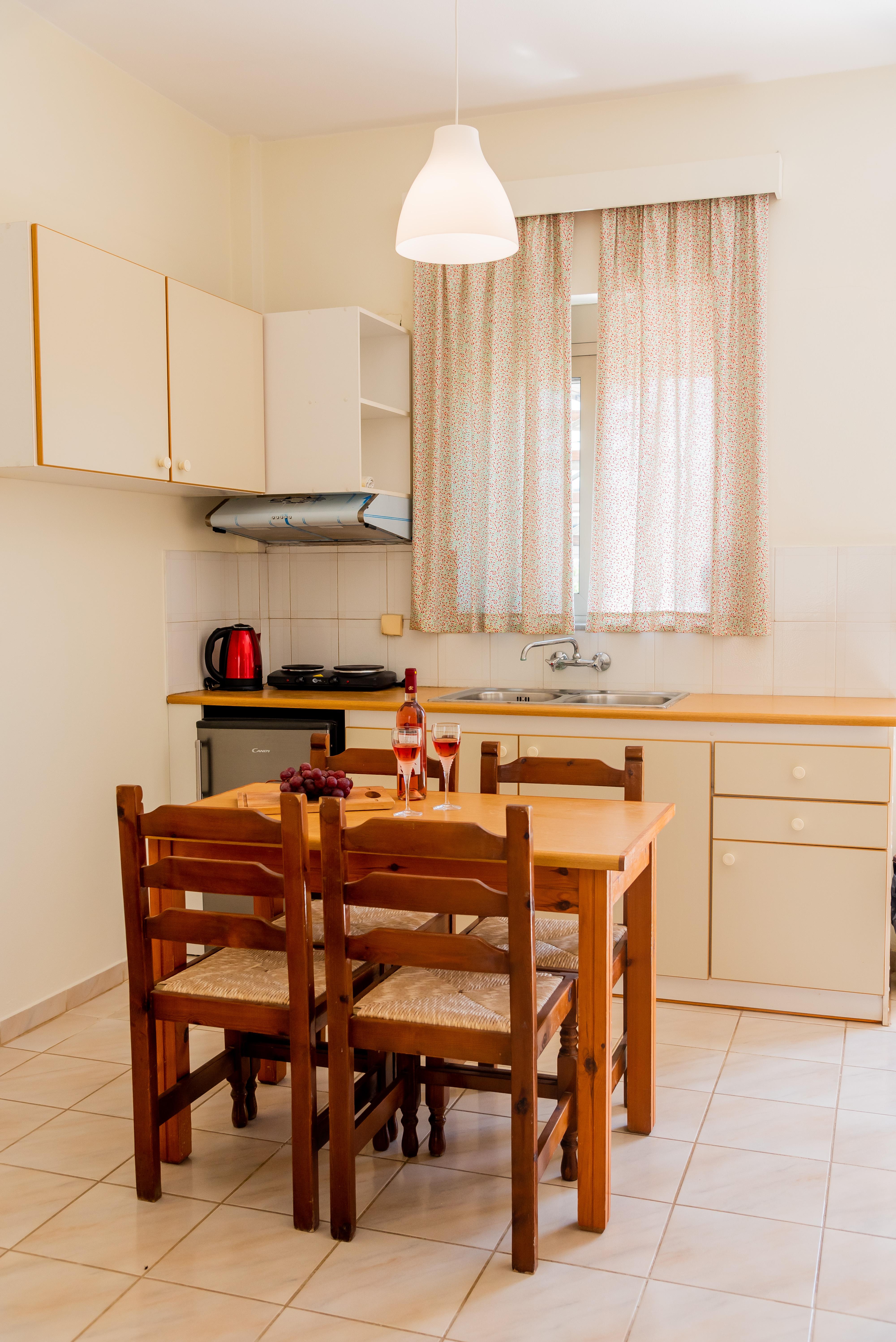 Almyra Apartments & Suites สฟากากิ ภายนอก รูปภาพ
