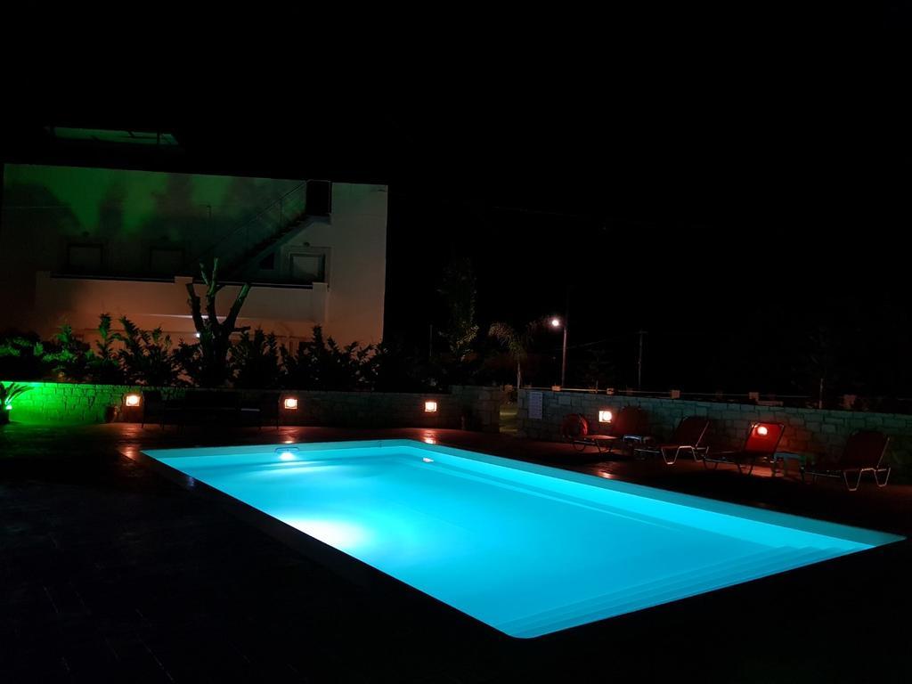 Almyra Apartments & Suites สฟากากิ ภายนอก รูปภาพ